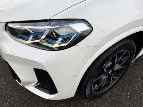 BMW X4 xDrive 20 i M Sport Package