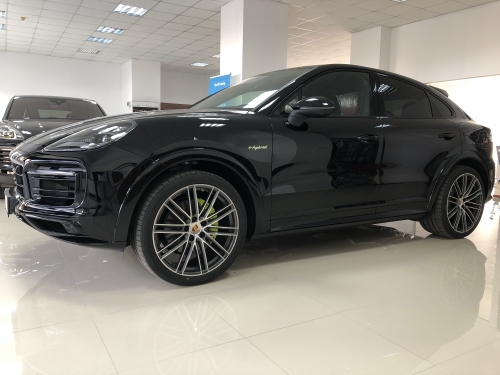 Porsche Cayenne E-Hybrid Coupe