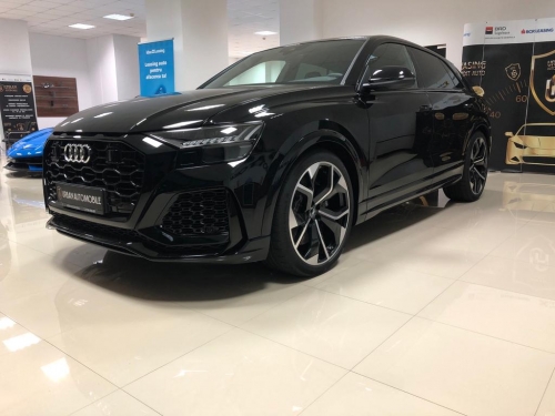 Audi RSQ8