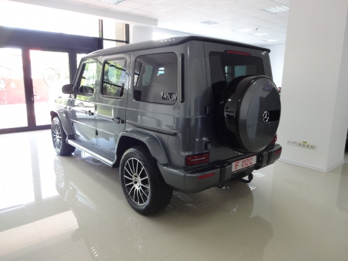 Mercedes-Benz G 500