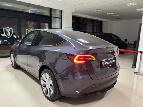 Tesla Model Y Long Range Dual Motor AWD