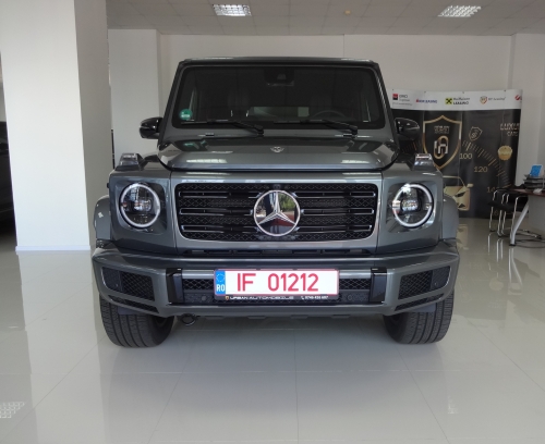 Mercedes-Benz G 500